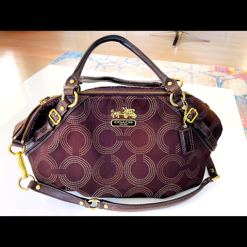 Coach signature Shoulder bag